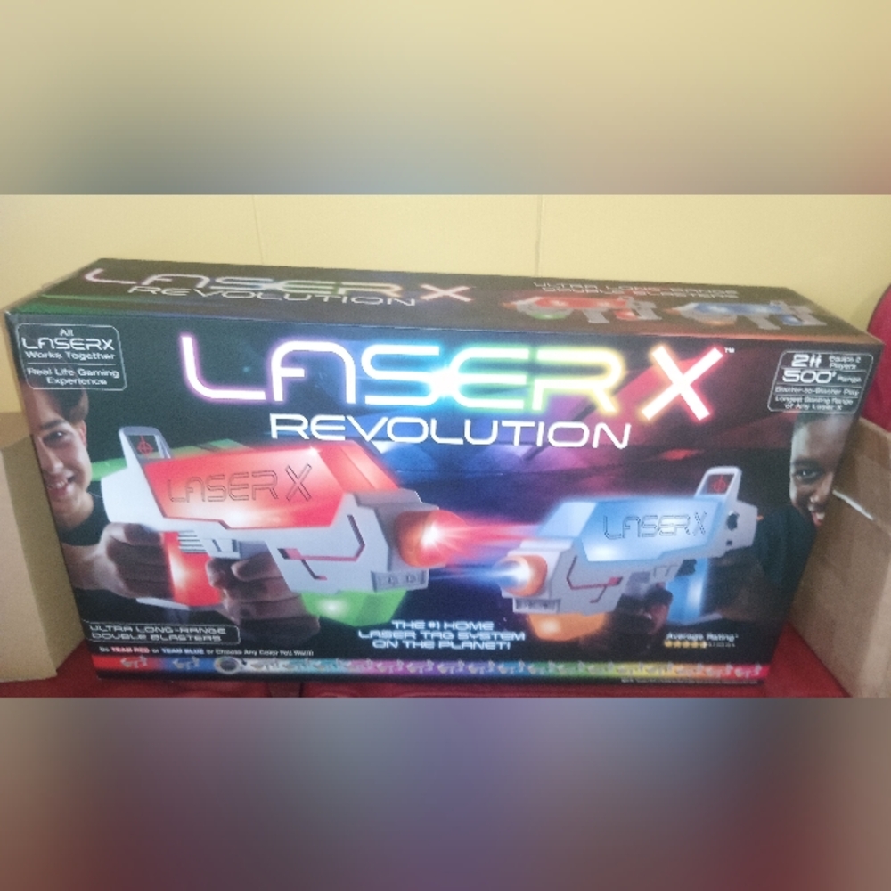 Revolution Laser Tag Set - White and Black